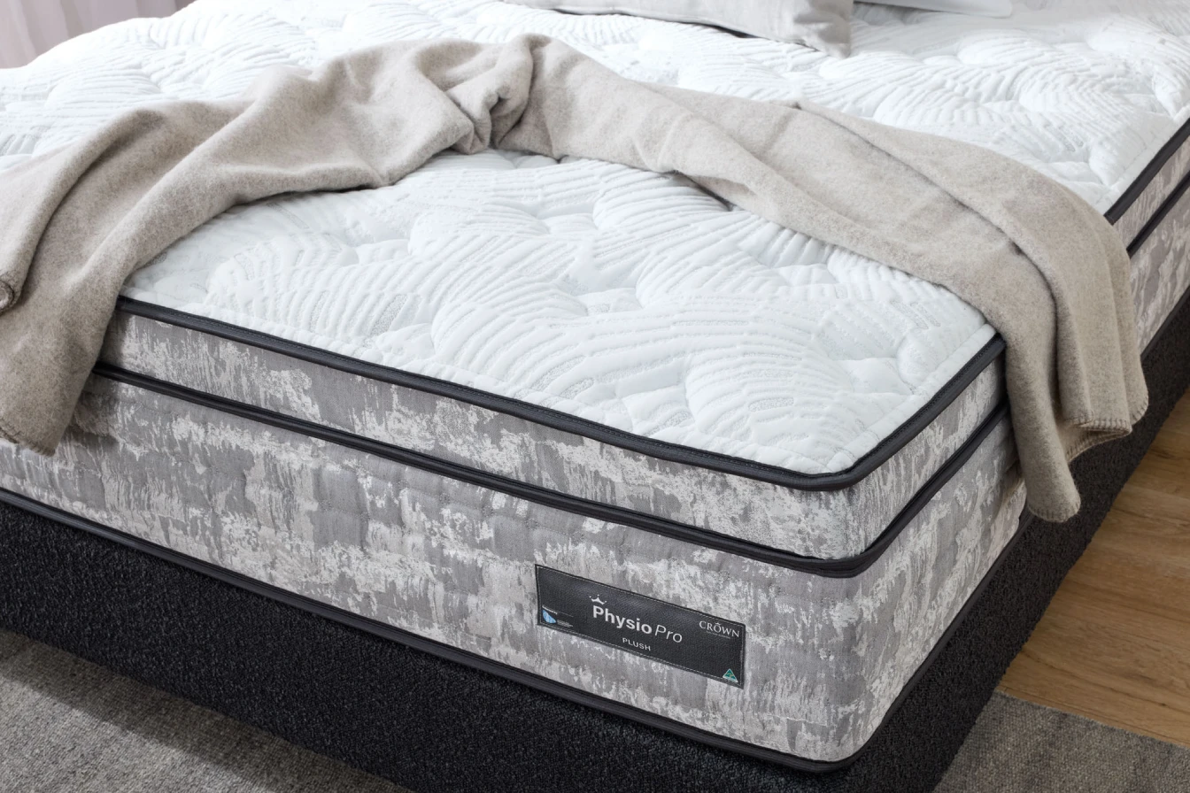 Close-up of the Physio Pro plush mattress cover